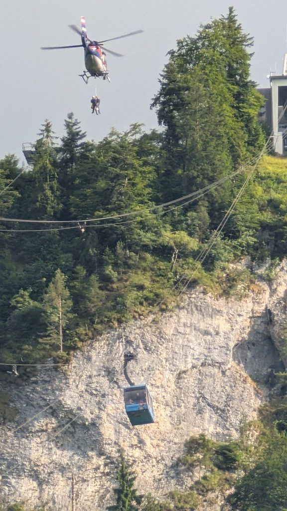 Sturmschaden Karrenseilbahn
