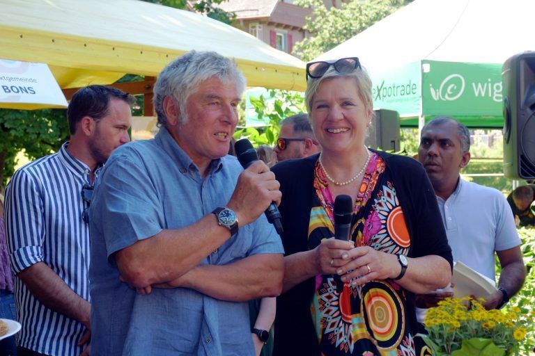 Vielfältiger Freiraum feierlich eröffnet : Markus Burtscher und Michaela Gort.