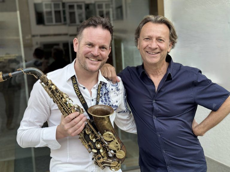 Ein Sommerabend voller Musik und Genuss: "Mr. Soulsax" Benny Horatschek und Emanuele Esposti sorgten für Partystimmung.