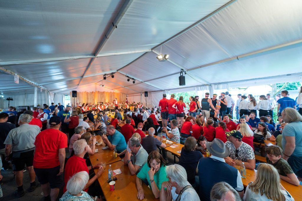&#8220;Mitnand gmüatlich hia&#8221; im Dornbirner Hatlerdorf