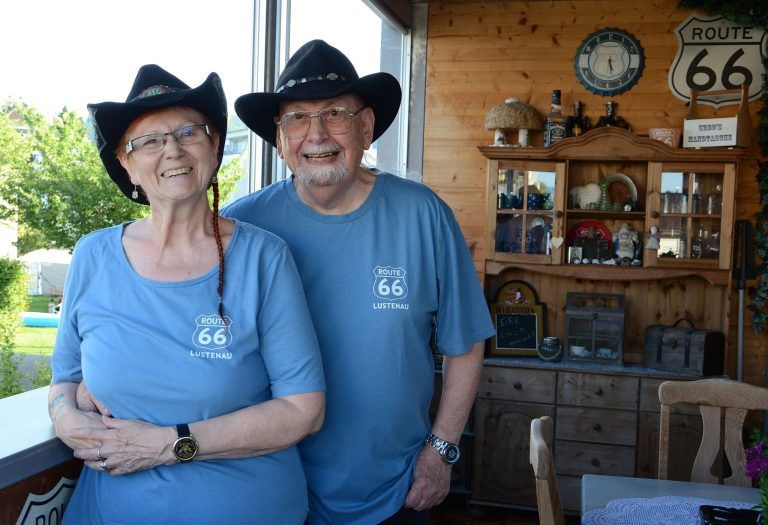 Leben, lieben, lachen, tanzen: Ehemann Ubbo ist immer und überall dabei. Mit ihm ist Gerda seit 1981 verheiratet. HRJ
