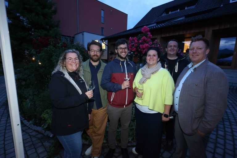 Slow Food-Gedanke einmal mehr gepflegt: Anna Wally, David Beger, Vizebgm. Johannes Herburger, Michaela Herburger, Martin Braun und Marcel Herburger.
