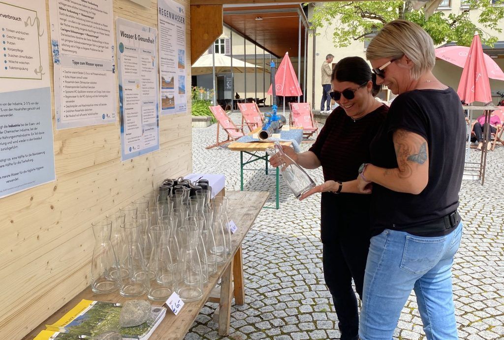 &#8220;Ein Treffpunkt im Dorf&#8221; – Eröffnung des Trinkwasserbrunnens in Göfis