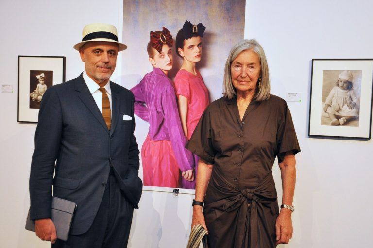 Kurator Gerald Matt eröffnete die Ausstellung im Beisein der Fotokünstlerin Elfie Semotan.