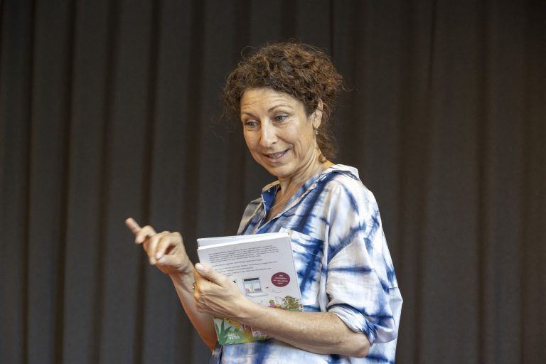 Großes Finale der Buch am Bach in der AK-Bibliothek in Feldkirch