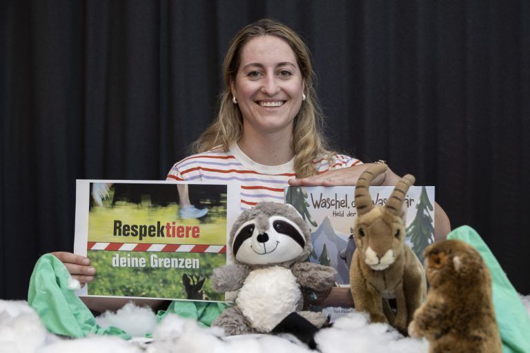 Großes Finale der Buch am Bach in der AK-Bibliothek in Feldkirch