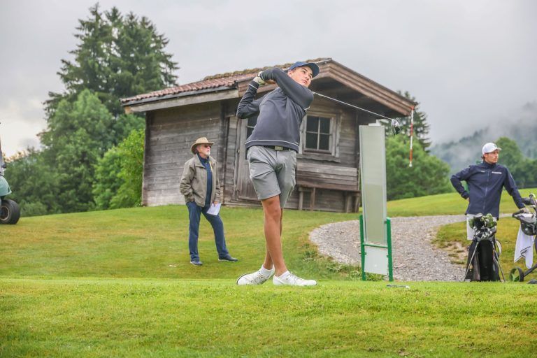 Hössl gelingt Triple, Hepberger mit Jubiläum