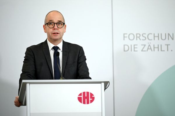 IHS-Chef: Wirtschaft wächst bis 2029 "deutlich zu schwach"