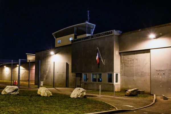 Häftling nach Flucht in Tasche gefasst
