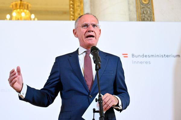 Karner will weiter Druck gegen Jugendkriminalität