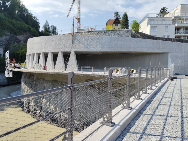 Versteckte Schätze, wo Feldkirch zusammenwuchs : Heiligkeuzbrücke mit Blick auf die Erweiterung der Kapfschlucht.