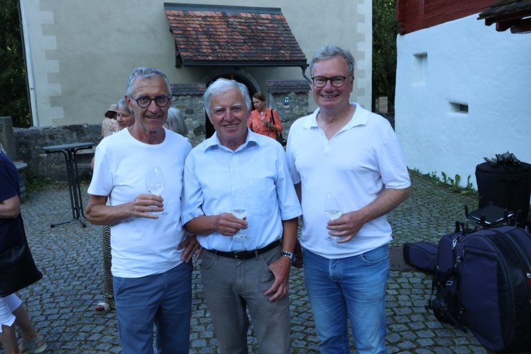 Ein klanglicher Sonnenaufgang: Wolfgang und Thomas Bayer, Thomas Alexander Barberi.