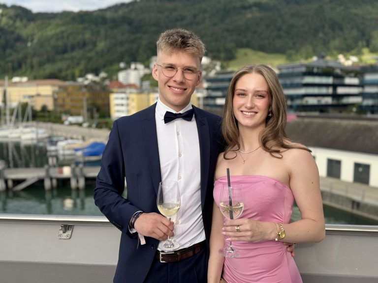 Ein Abend für die Gastgeber von morgen: Absolvent Florian Kohler mit Freundin Julia Steger.