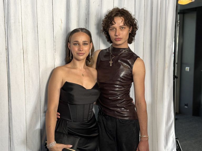 Ein Abend für die Gastgeber von morgen: Posing bei der Fotobox: Melanie Beer und Daniel Eberle.