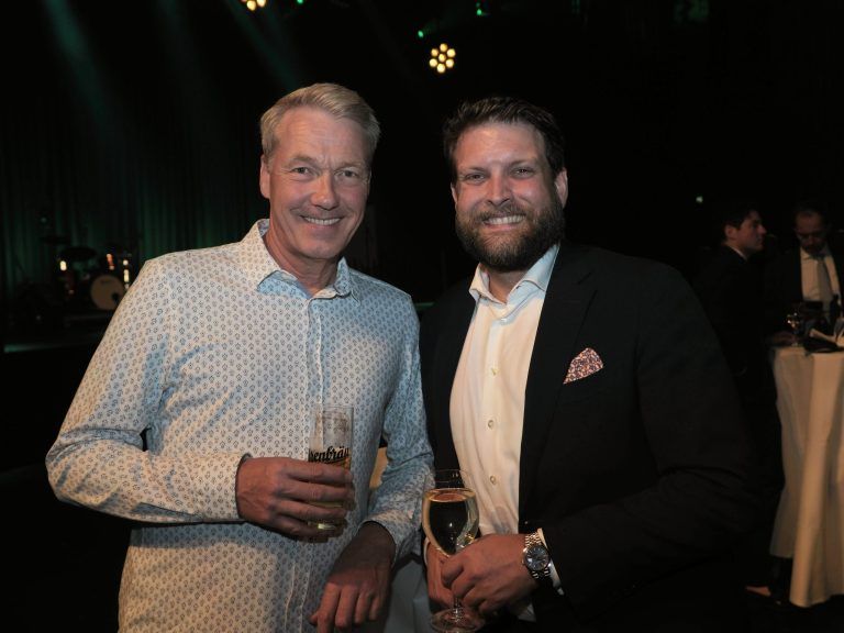 Rauschendes Premierenfest: Opernsänger Raimund Nolte und David Steffens.
