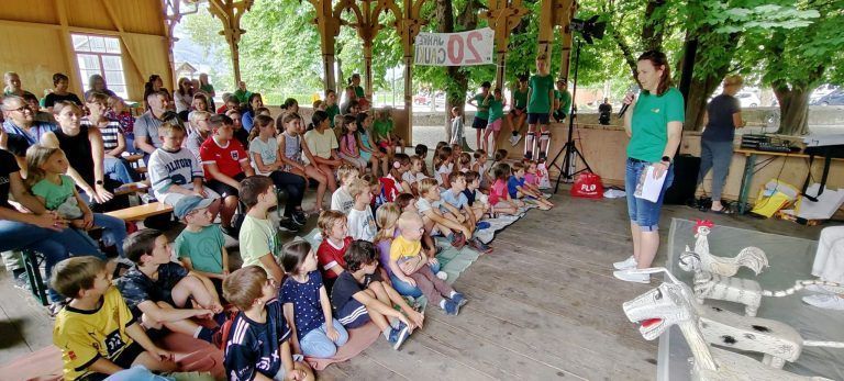 Seit 20 Jahren Gaudi für die Kinder: Danke, Gauki! Silvia Dobler würdigte am Abschlusstag alle Helferinnen und Helfer für die gelebte Gemeinschaft.