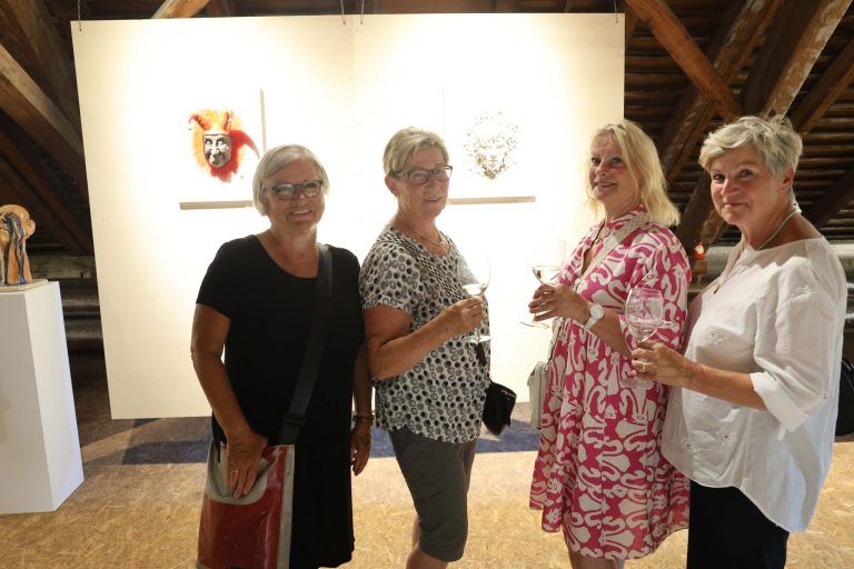 Gedanken zweifach künstlerisch ausgedrückt : Ilse Graf, Sieglinde Egle, Gaby Mayer und Brigitte Vögel.