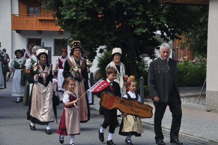 22.Internationales Walsertreffen in Lech/Zürs: Trachtenverein Visp (Bildergalerie)