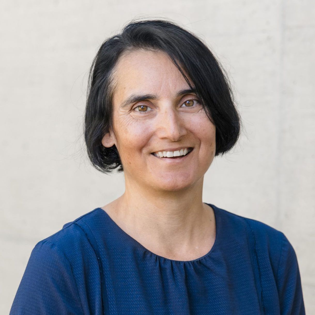 „Ich habe meinen Traumjob gefunden“: Natasha Doshi ist seit über 20 Jahren an der Fachhochschule in Dornbirn tätig. @FHV