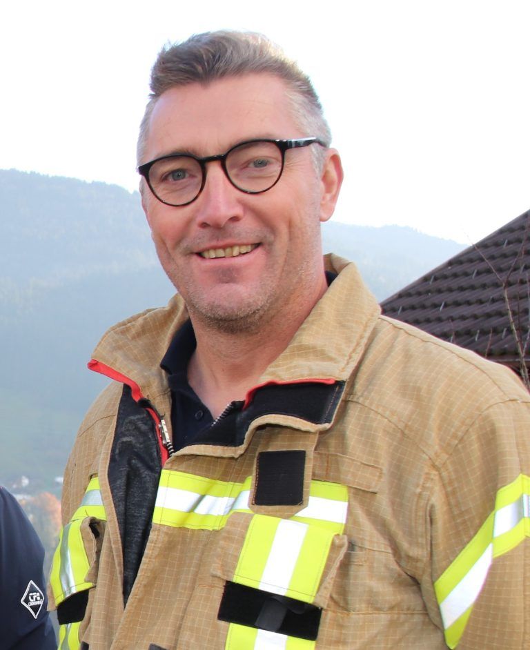 Kaiserwetter beim Jubiläumsfest : Kommandant Markus Nenning.