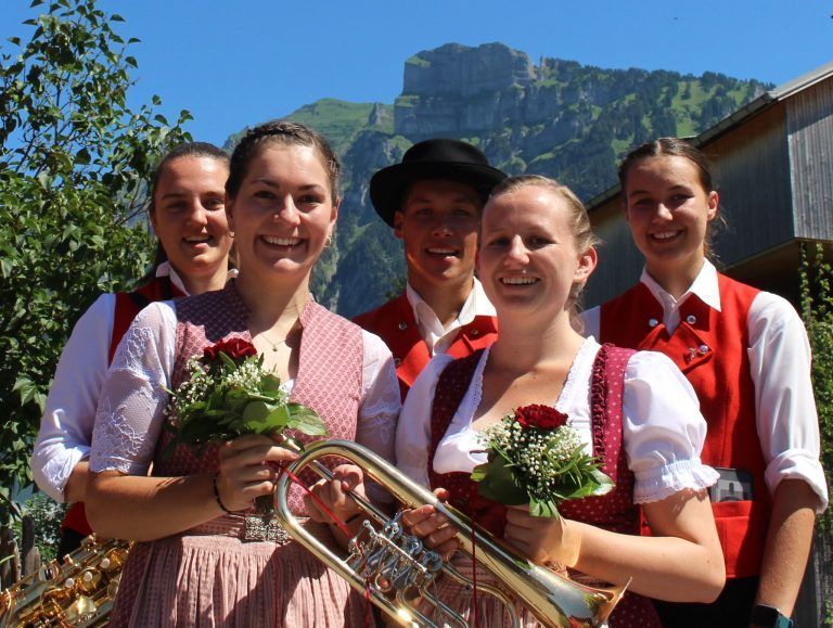 Mellouar Musig lud zum Fescht: Sichtbar gute Laune war Trumpf beim familiären und stimmungsvollen Musikfest in Mellau.
