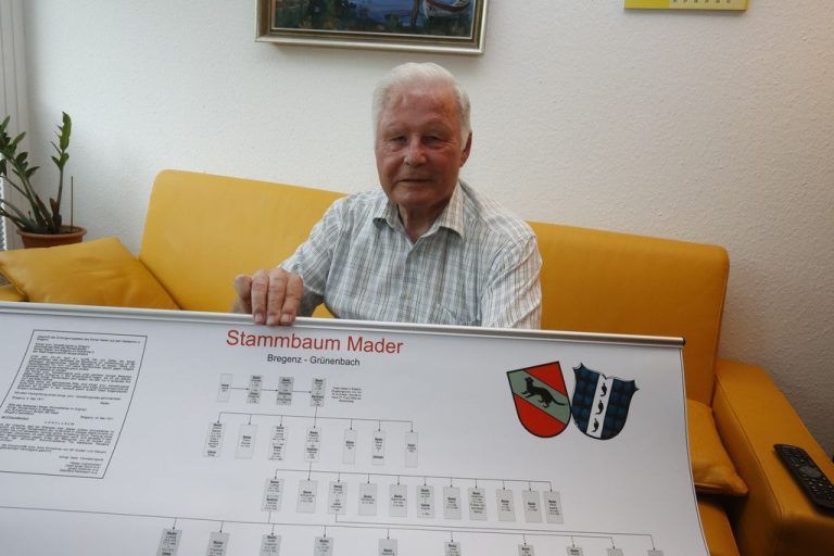 Nachruf auf Dr. Dietger Mader: Visionär der Bregenzer Sozialpolitik: Dietger Mader widmete sich der Ahnenforschung und der Vorarlberger Geschichte Foto: VN/Paulitsch