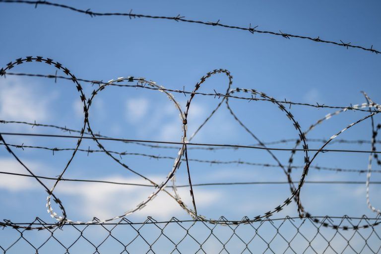 Familiennachzug gestoppt: "Man nimmt ihnen die Luft zum Atmen"