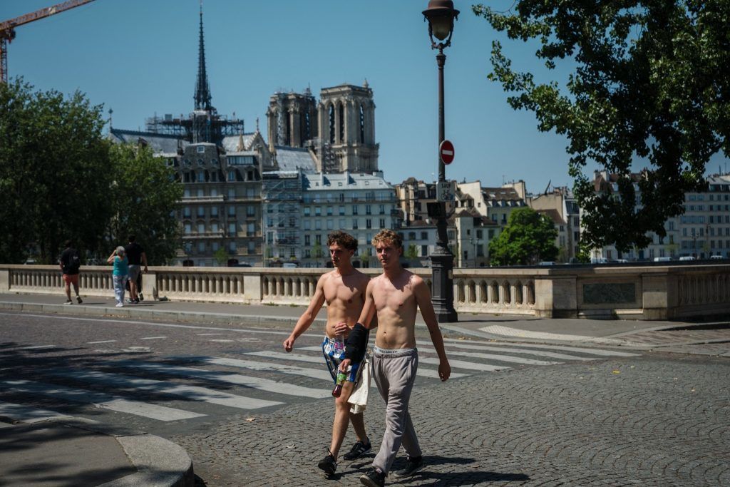 FRANCE-WEATHER-TOURISM