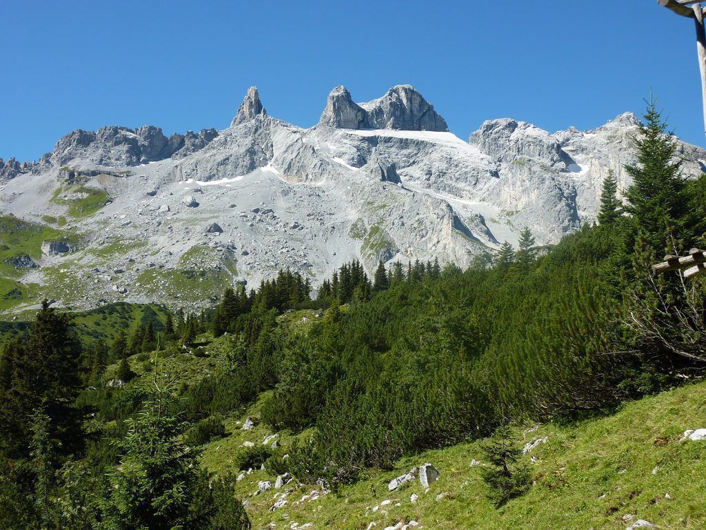 Auf das Wahrzeichen des Montafons
