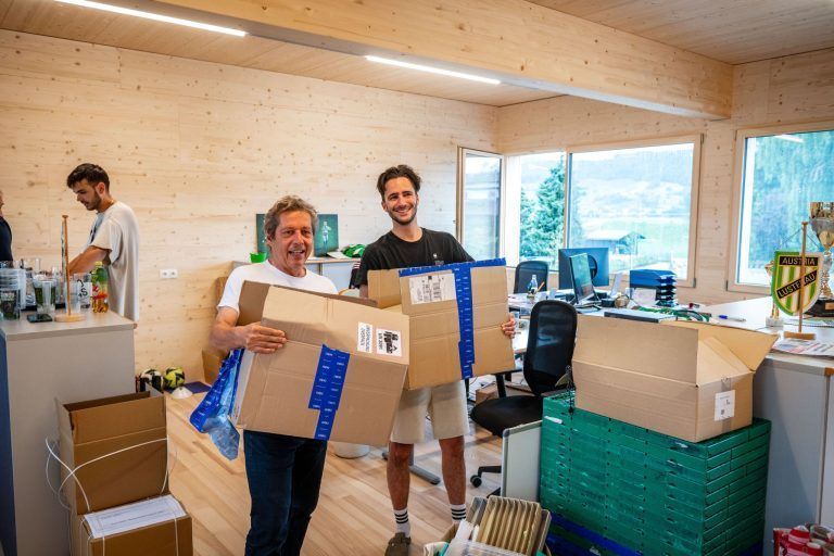 Reichshofstadion, letzte Vorbereitungen,