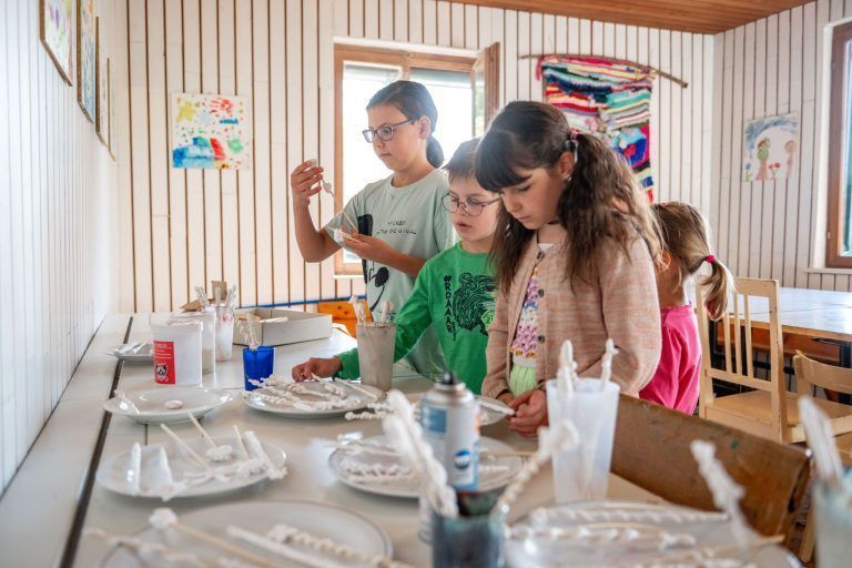 Ferienheim Oberbildstein, Ferienbetreuung, Kinder zwei Wochen ohne Smartphone