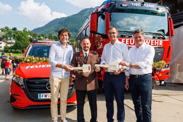 OF Feldkirch Tisis Fahrzeugsegnung