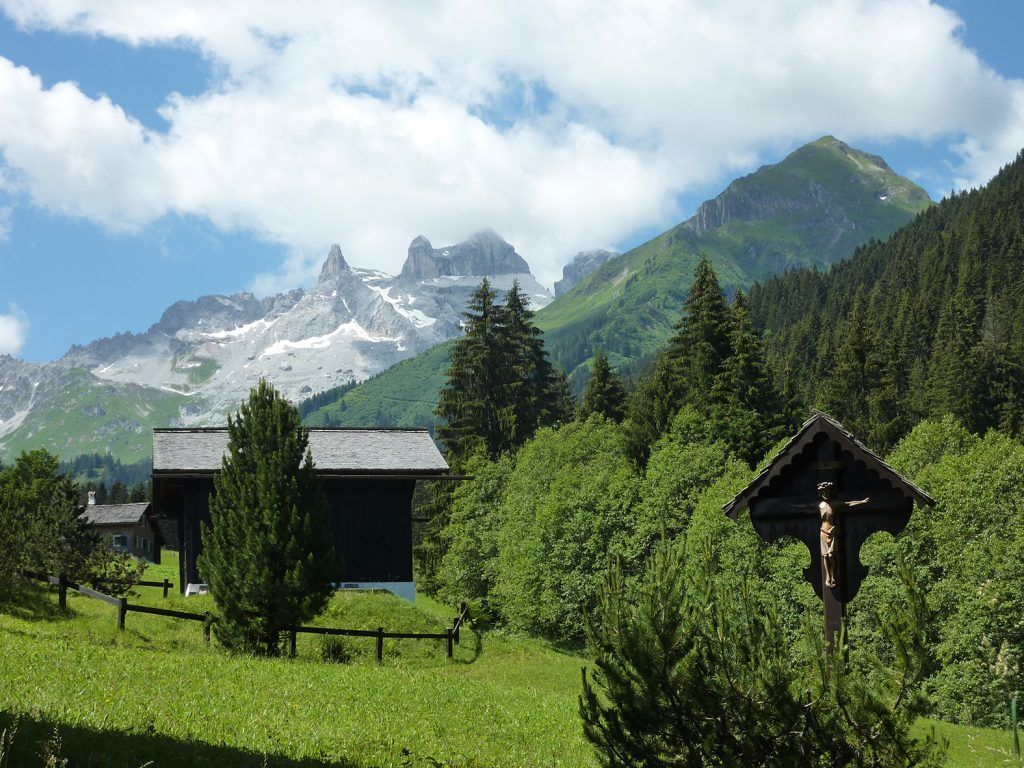 Auf das Wahrzeichen des Montafons