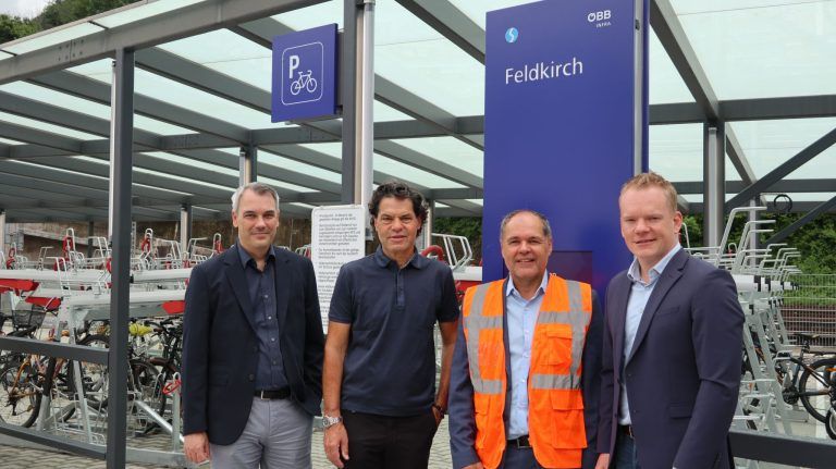 Neue Fahrradabstellplätze am Bahnhof Feldkirch