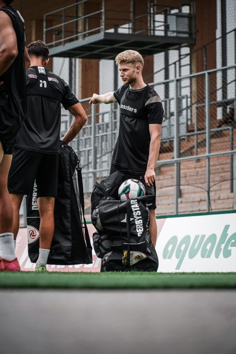 Fußball