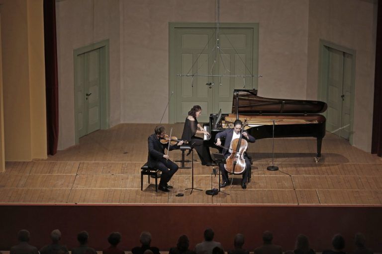 Sitkovetsky Trio