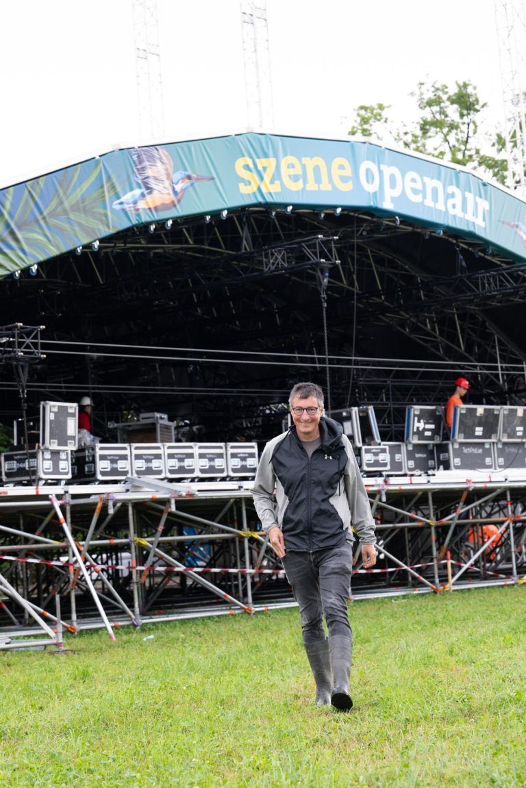 Szene Openair vor Start: "Uns macht der Regen nichts aus"
