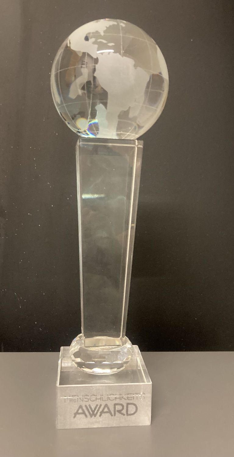 award der menschlichkeit.jpg