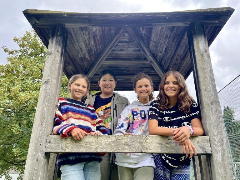 v.l.n.r. Ronja Wagner, Kitty Zhao, Luise und Greta Semar