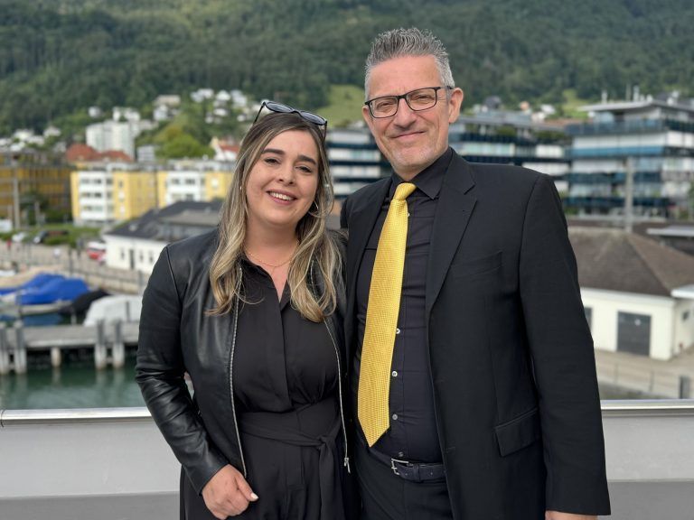 Ein Abend für die Gastgeber von morgen: Praxislehrerin Gabriele Bitsche (Bad Rothenbrunnen) und BWL-Lehrer Bernd Koholzer.
