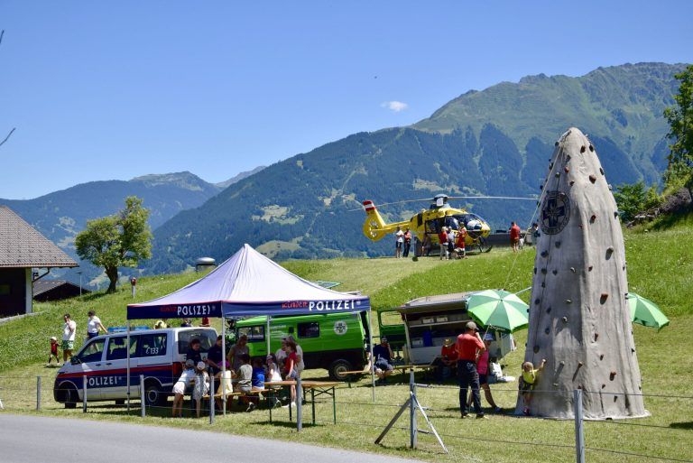 Florianis brennen für die Sicherheit im Dorf: Ein herrliches Panorama sahen die Besucherinnen und Besucher des dreitägigen Latschauer Feuerwehrfestes.