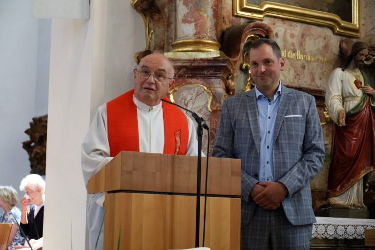 WIR alle sagen DANKE!!: Pfarrer Roland „Trenti“ Trentinaglia und Hörbranzer Bürgermeister Andreas Kresser