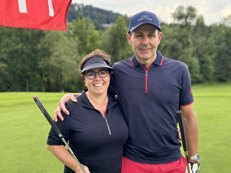 Golfsport, Genuss und edle Tropfen : Marika Loacker (Studio Marika) und Christof Ilg.