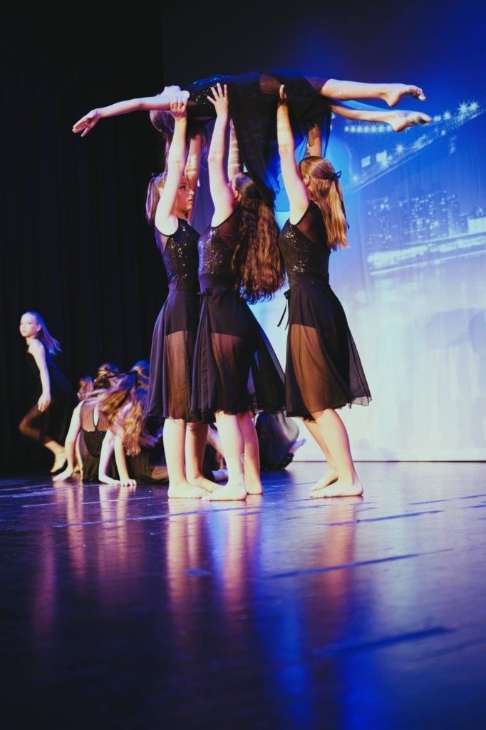 „We Dance“ – Die Castingshow von Elements of Dance begeistert: Unfassbare extrem starke Vorführung von Elements of Dance.