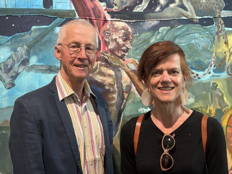 Galerist Erhard Witzel und Künstlerin Uta Belina Waeger.