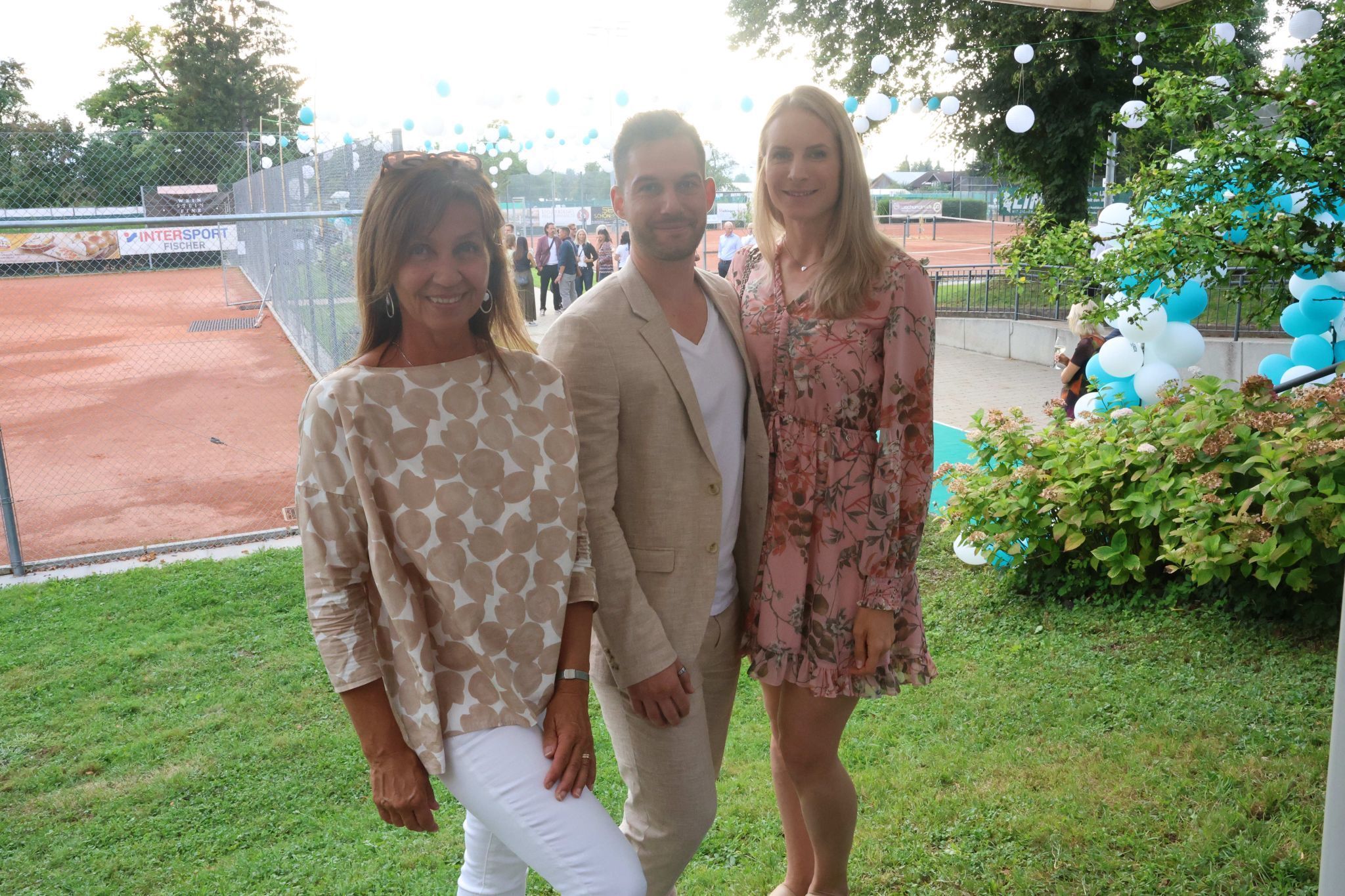 Susanne Troy, Danilo Grieco und Dorottya Birò.