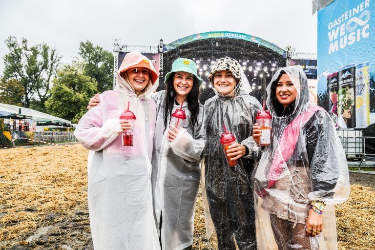 Der Samstag am Szene Openair. Oder: Generationentreff im Schlammbad von Lustenau