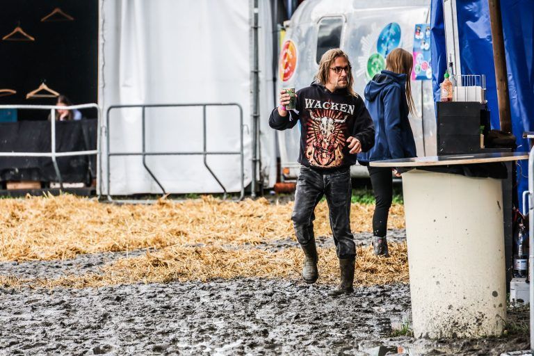 Der Samstag am Szene Openair. Oder: Generationentreff im Schlammbad von Lustenau