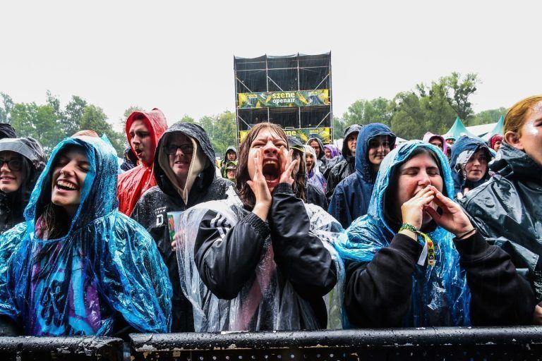 Der Samstag am Szene Openair. Oder: Generationentreff im Schlammbad von Lustenau