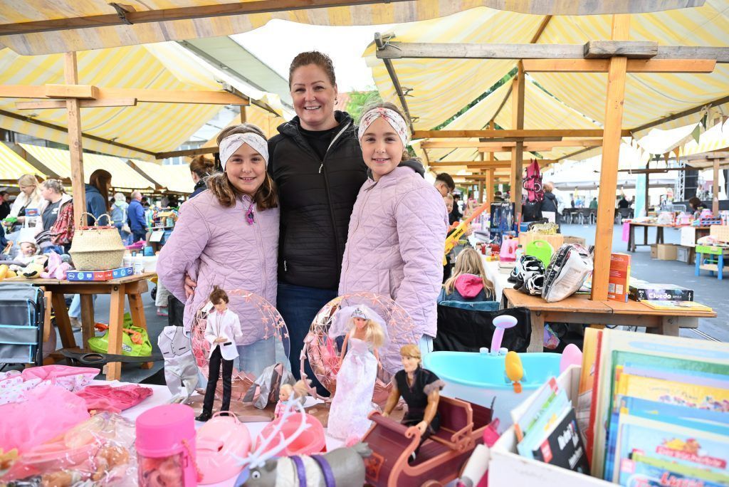 Bunter Kinderflohmarkt am Kirchplatz